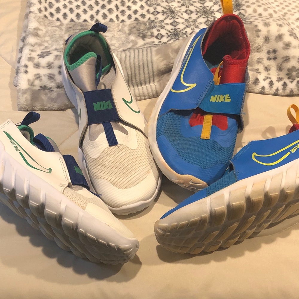 Nike Kids Slip-On Sneakers in Blue, White, Green & Red